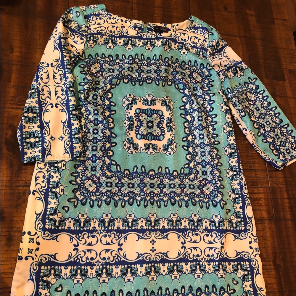 The Limited Printed Shift Dress 3/4 Sleeve